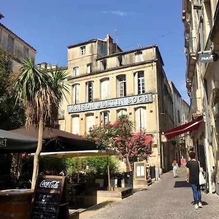 Sous Les Toits Tres Bien Place Et Climatise Apartment